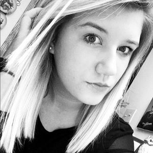 Meet your Posher, Madelynn